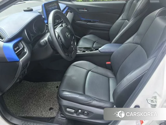 Toyota C-HR id 4374528 из Китая 11