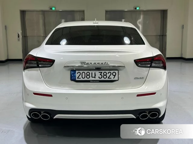Maserati Ghibli id 4462892 из Кореи 10
