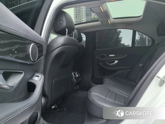 Mercedes-Benz Class C 2021 Белый из Китая, фото 4