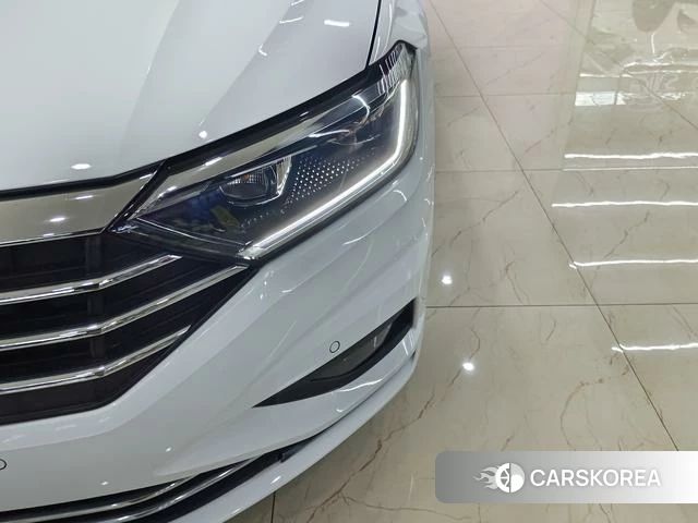 Volkswagen Sagitar id 4297646 из Китая 12