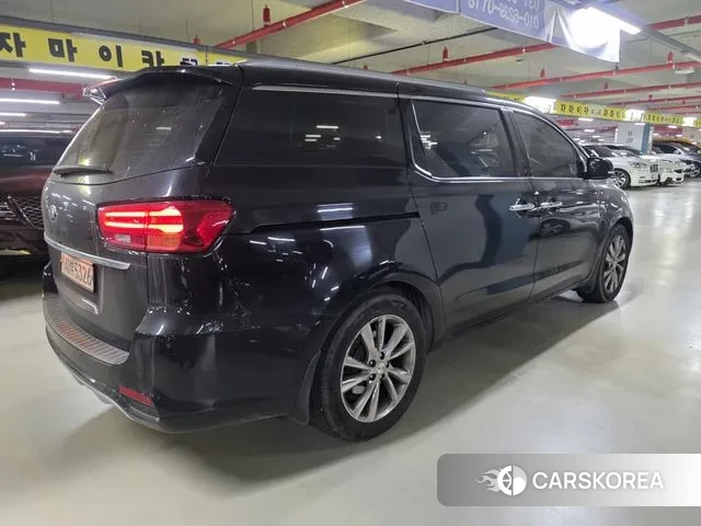 Kia The New Carnival id 3407606 из Кореи 14