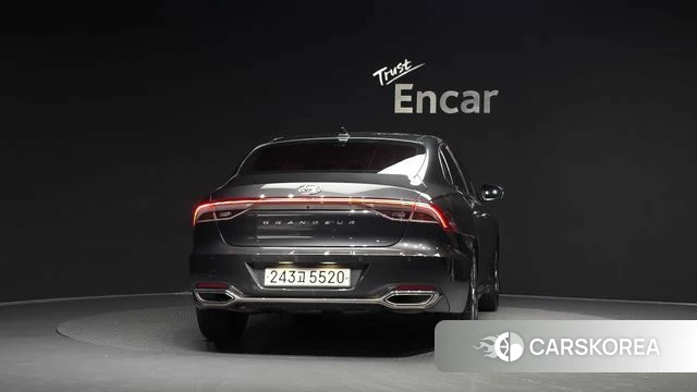 Hyundai The New Grandeur IG id 4610008 из Кореи 27