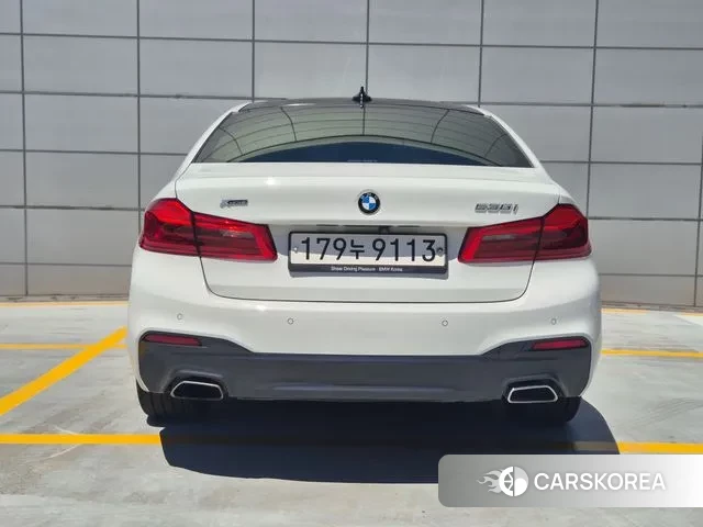 BMW 5 Series (G30) id 2970560 из Кореи 9