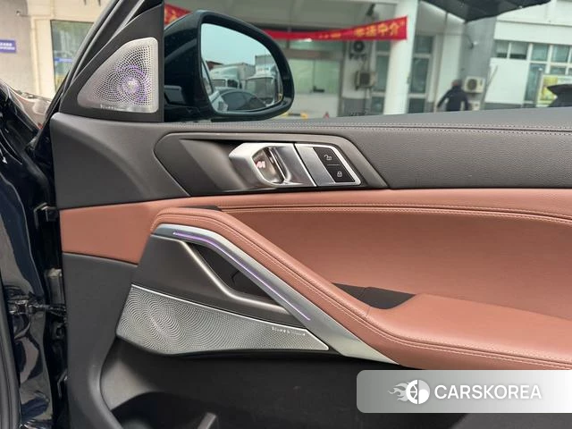 BMW X6 2022 Черный из Китая, фото 4