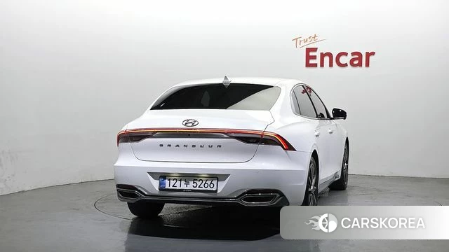 Hyundai The New Grandeur IG id 4195455 из Кореи 24