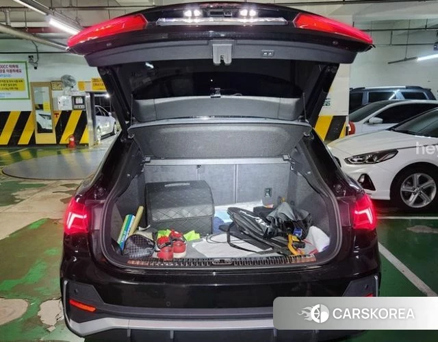 Audi Q3 (F3) 2022 Черный из Кореи, фото 4