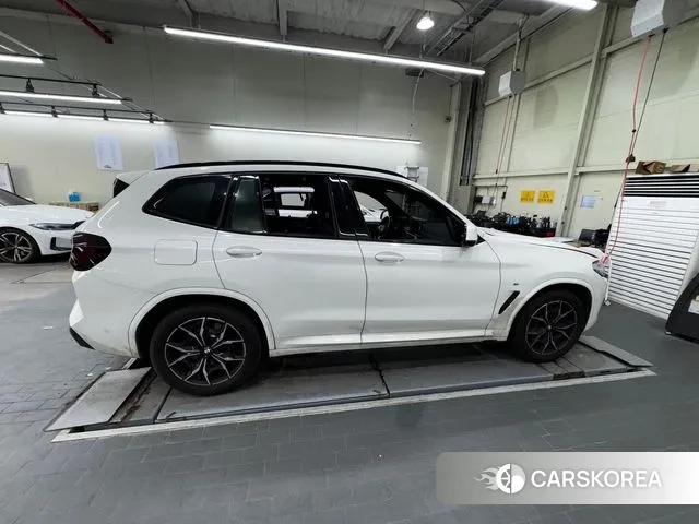 BMW X3 (G01) 2024 Белый из Кореи, фото 4