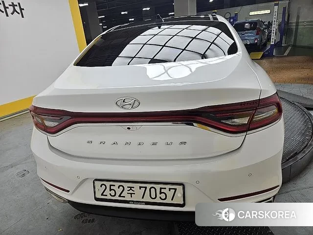 Hyundai Grandeur IG id 2973521 из Кореи 11