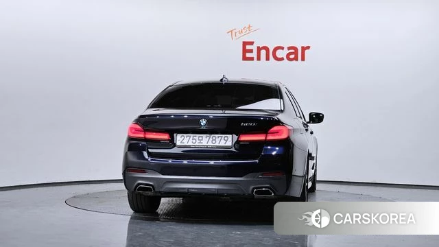 BMW 5 Series (G30) id 3897301 из Кореи 14