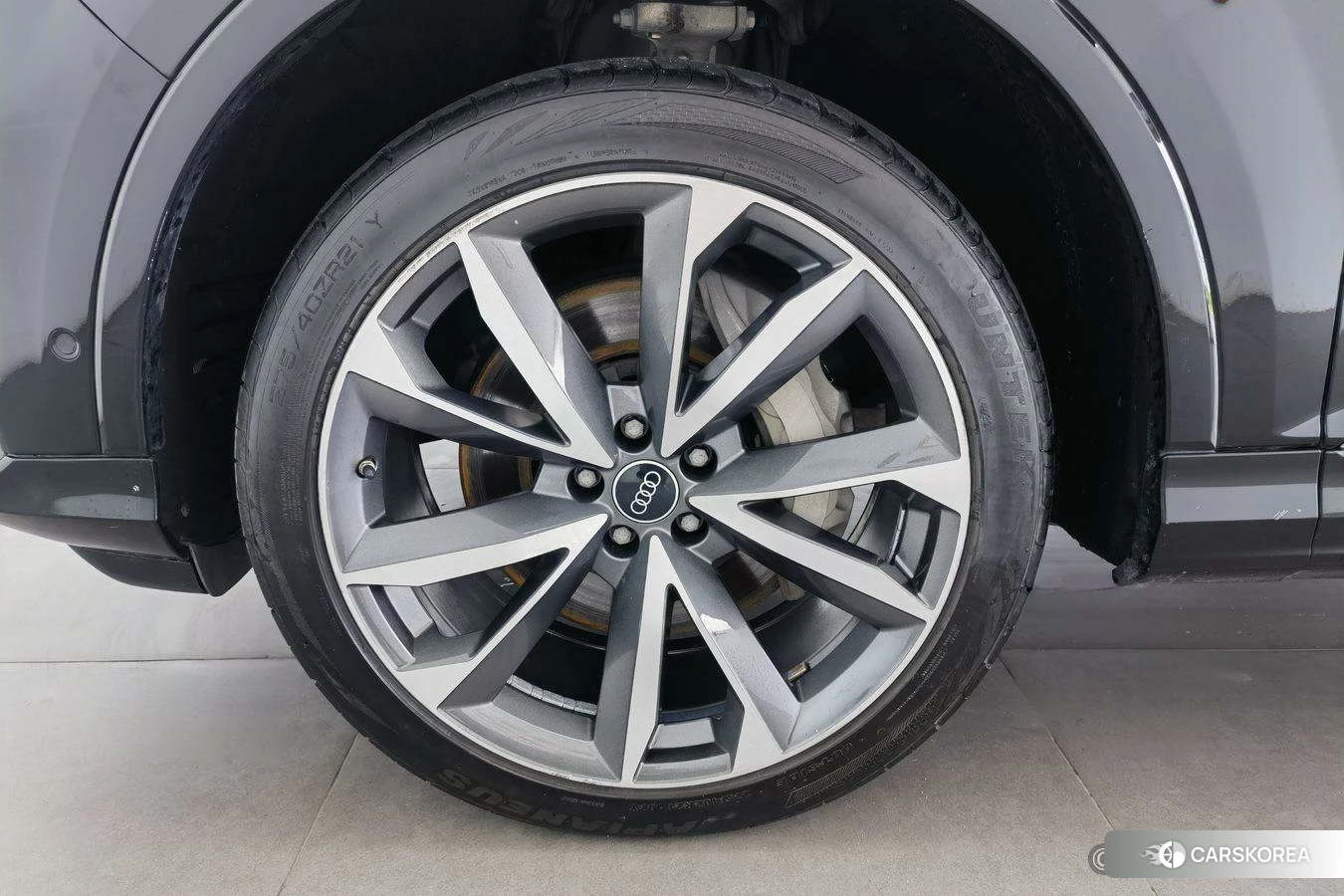 Audi Q7 id 4510575 из Китая 18