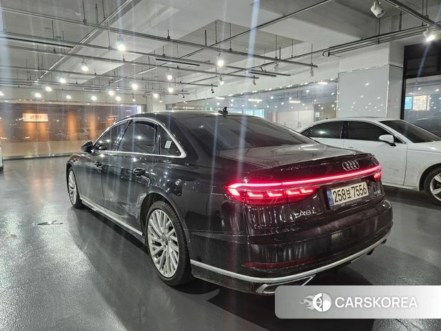 Audi A8 (D5) 2021 Черный из Кореи, фото 4