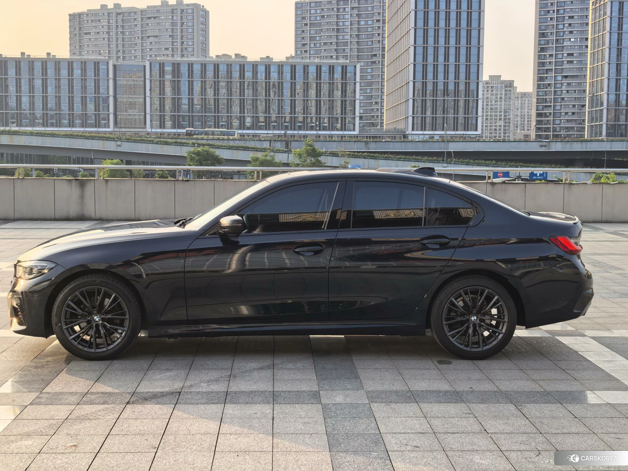 BMW 3 series 2021 Черный из Китая, фото 5