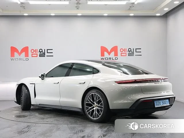 Porsche Taycan id 3031630 из Кореи 14