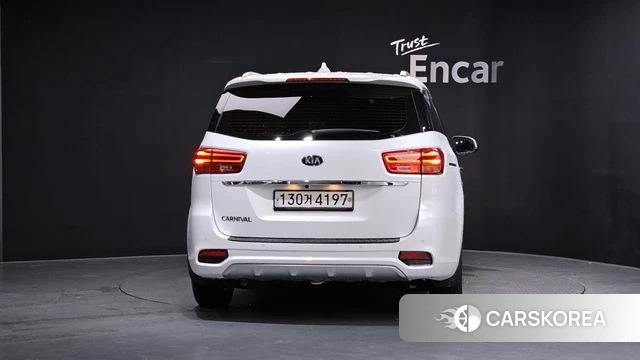 Kia The New Carnival id 4551452 из Кореи 14
