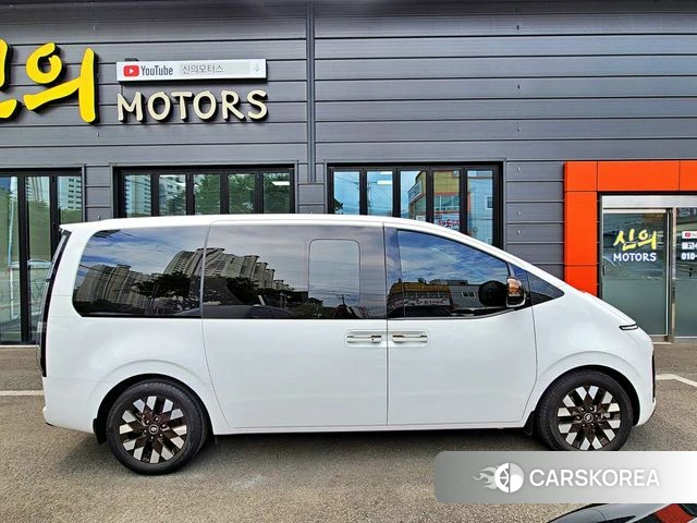 Hyundai Staria id 4546833 из Кореи 14