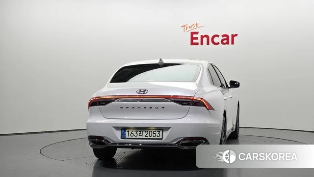 Hyundai The New Grandeur IG id 4507364 из Кореи 24