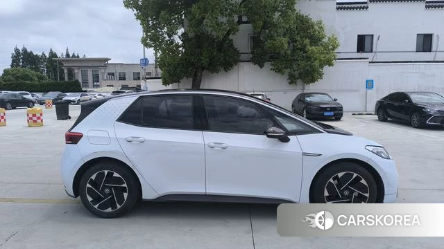 Volkswagen ID.3 2022 Белый из Китая, фото 5
