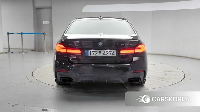 BMW 5 Series (G30) id 3828052 из Кореи 14