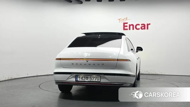 Hyundai Grandeur Hybrid (GN7) id 3891840 из Кореи 14