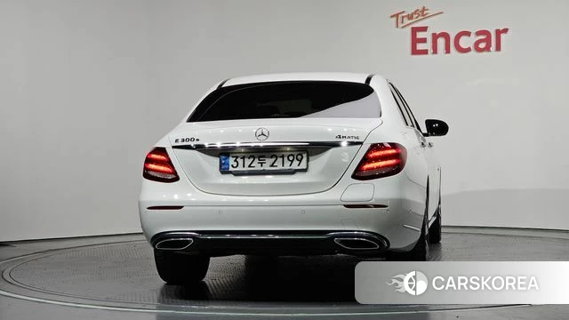 Mercedes-Benz E-Class W213 id 4187846 из Кореи 32