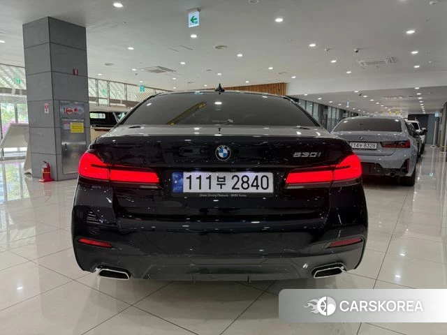 BMW 5 Series (G30) id 4178249 из Кореи 14