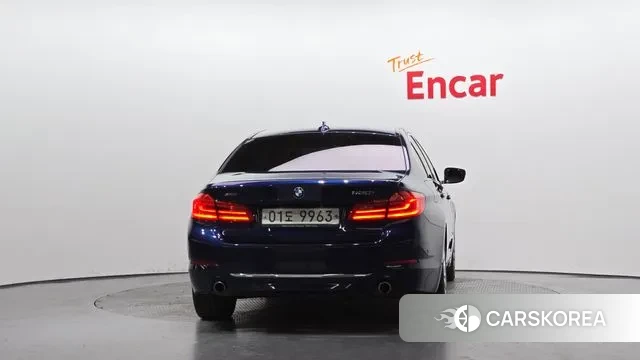 BMW 5 Series (G30) id 3598881 из Кореи 14