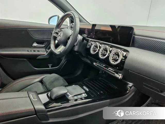 Mercedes-Benz Class A id 4220552 из Китая 14