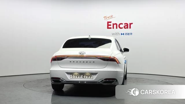 Hyundai The New Grandeur IG id 4232208 из Кореи 26