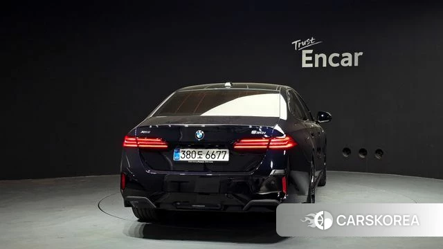 BMW 5 Series (G60) id 4177462 из Кореи 14