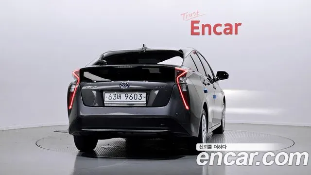 Toyota Prius 4th Generation id 2803406 из Кореи 14