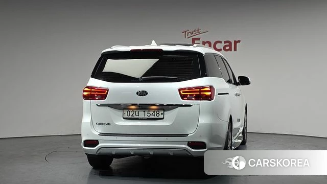 Kia The New Carnival id 3905822 из Кореи 14