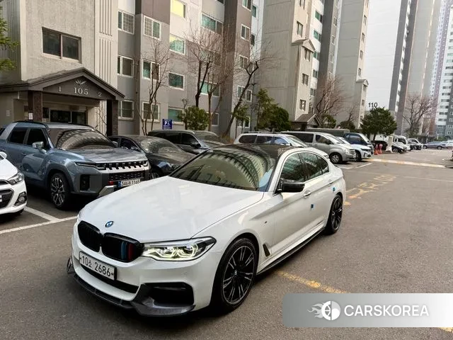 BMW 5 Series (G30) id 3714081 из Кореи 8