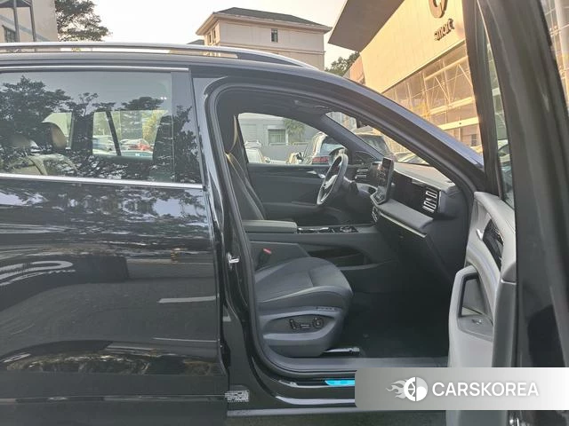 Volkswagen Tiguan L id 4261392 из Китая 7
