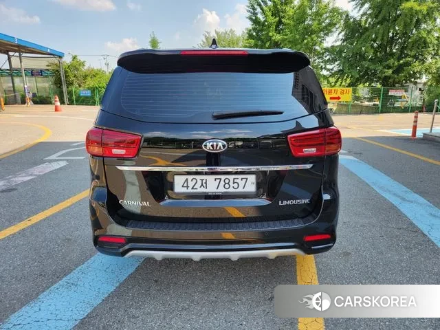 Kia The New Carnival id 3055622 из Кореи 14