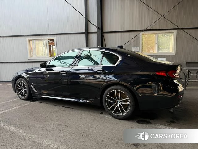 BMW 5 Series (G30) id 4577949 из Кореи 10