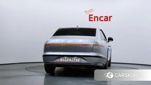 Hyundai Grandeur (GN7) id 3605954 из Кореи 14