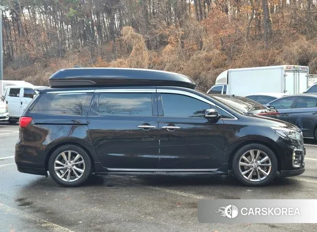 Kia The New Carnival id 3489606 из Кореи 14