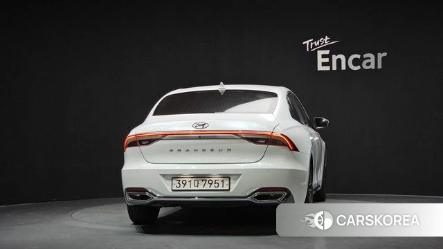 Hyundai The New Grandeur IG id 4593640 из Кореи 14
