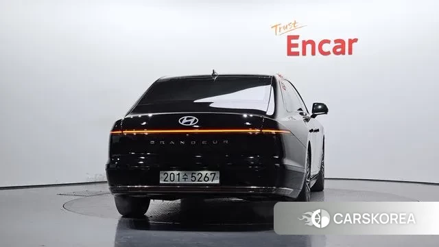 Hyundai Grandeur (GN7) id 3538947 из Кореи 14