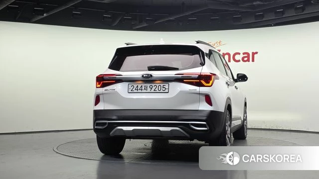 Kia Seltos id 4703043 из Кореи 14