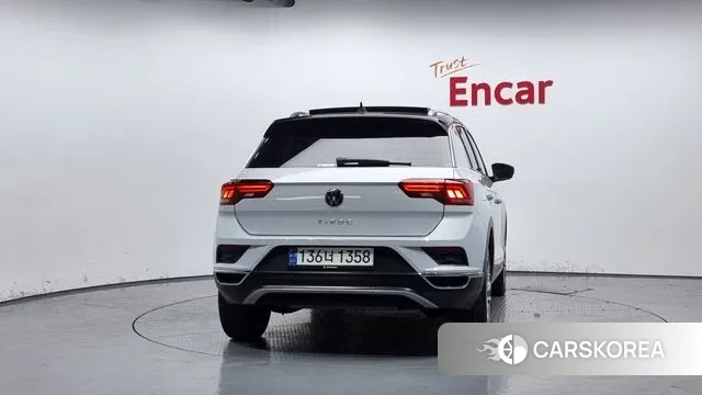 Volkswagen T-Roc id 2993893 из Кореи 14