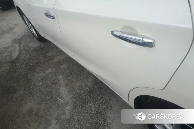 Nissan TIIDA id 4313787 из Китая 28