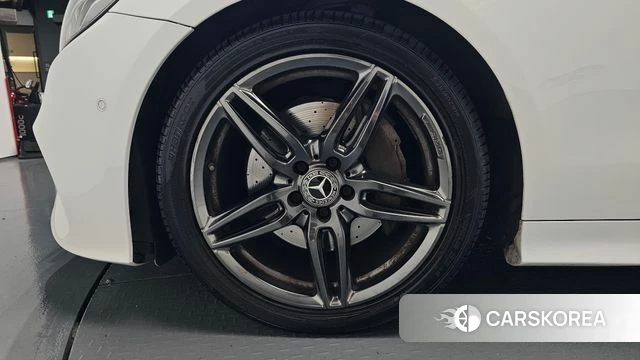 Mercedes-Benz E-Class W213 id 4907187 из Кореи 33
