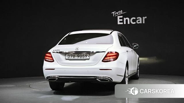 Mercedes-Benz E-Class W213 id 4385011 из Кореи 14