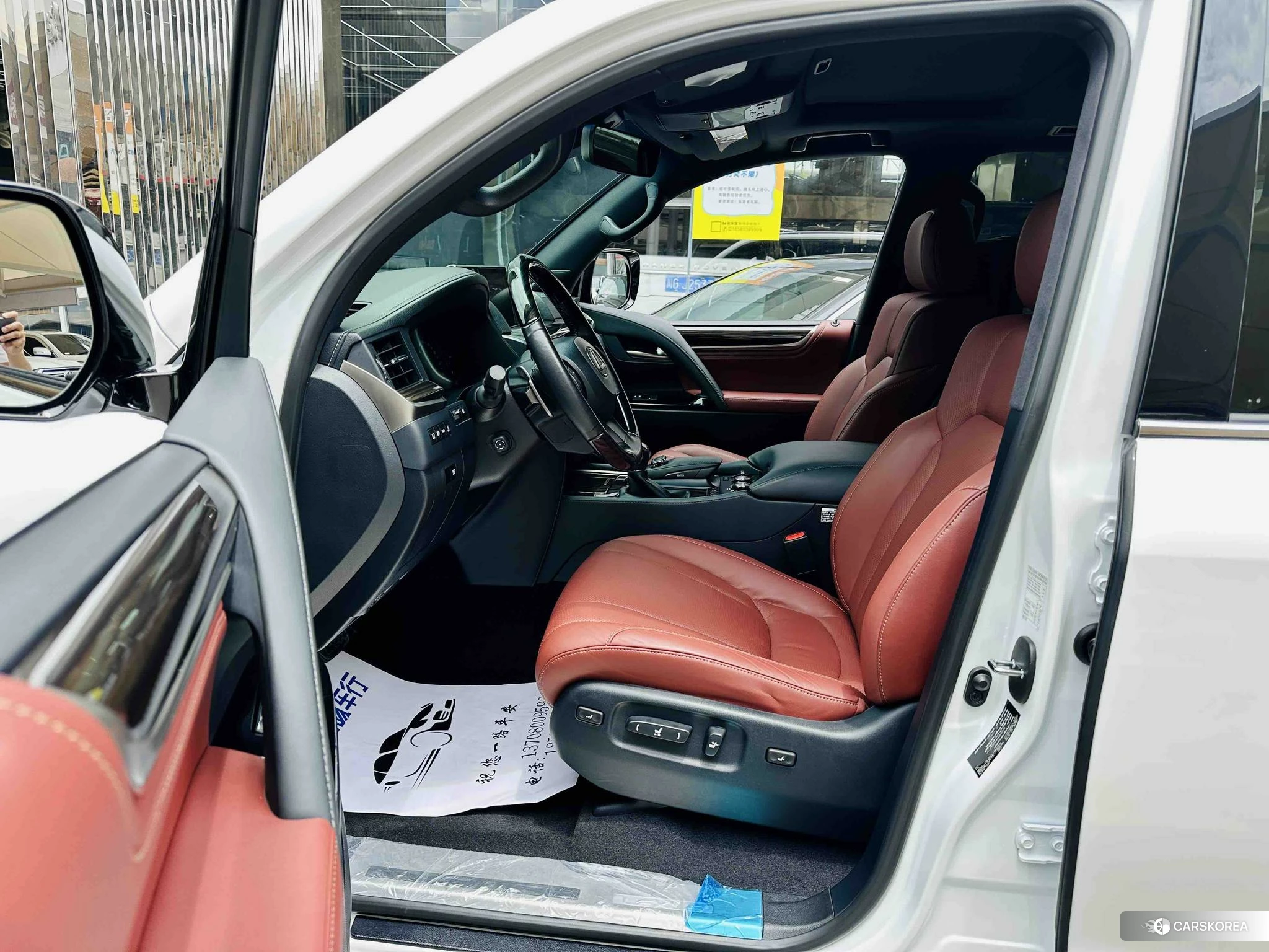 Lexus LX id 4510469 из Китая 9