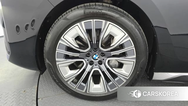 BMW 7 Series (G70) id 4579400 из Кореи 30