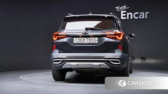 Kia Seltos id 4490438 из Кореи 14