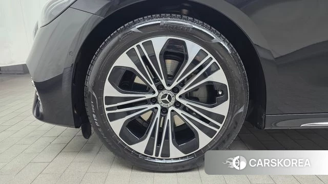 Mercedes-Benz E-Class W214 id 4783152 из Кореи 26