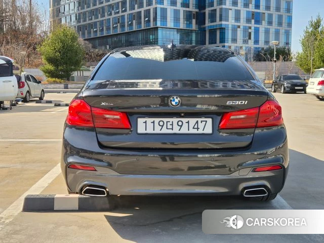 BMW 5 Series (G30) id 3814589 из Кореи 14