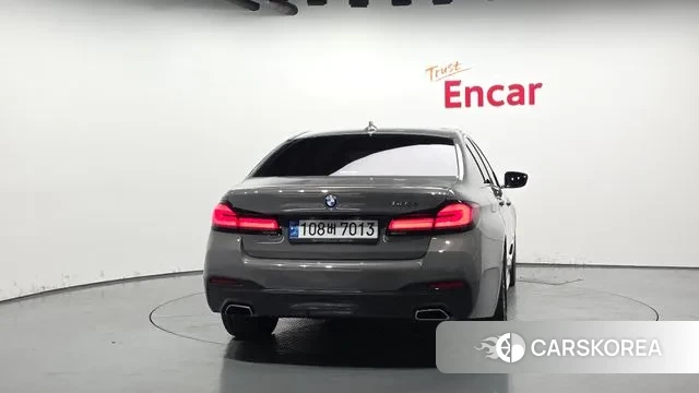 BMW 5 Series (G30) id 3058883 из Кореи 14